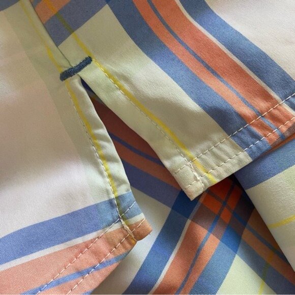 LL Bean Women's‎ Long-Sleeved Button-Down Top Size L - Picture 7 of 9